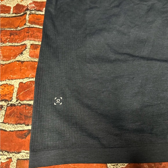 Mens lululemon polo - Picture 5 of 5
